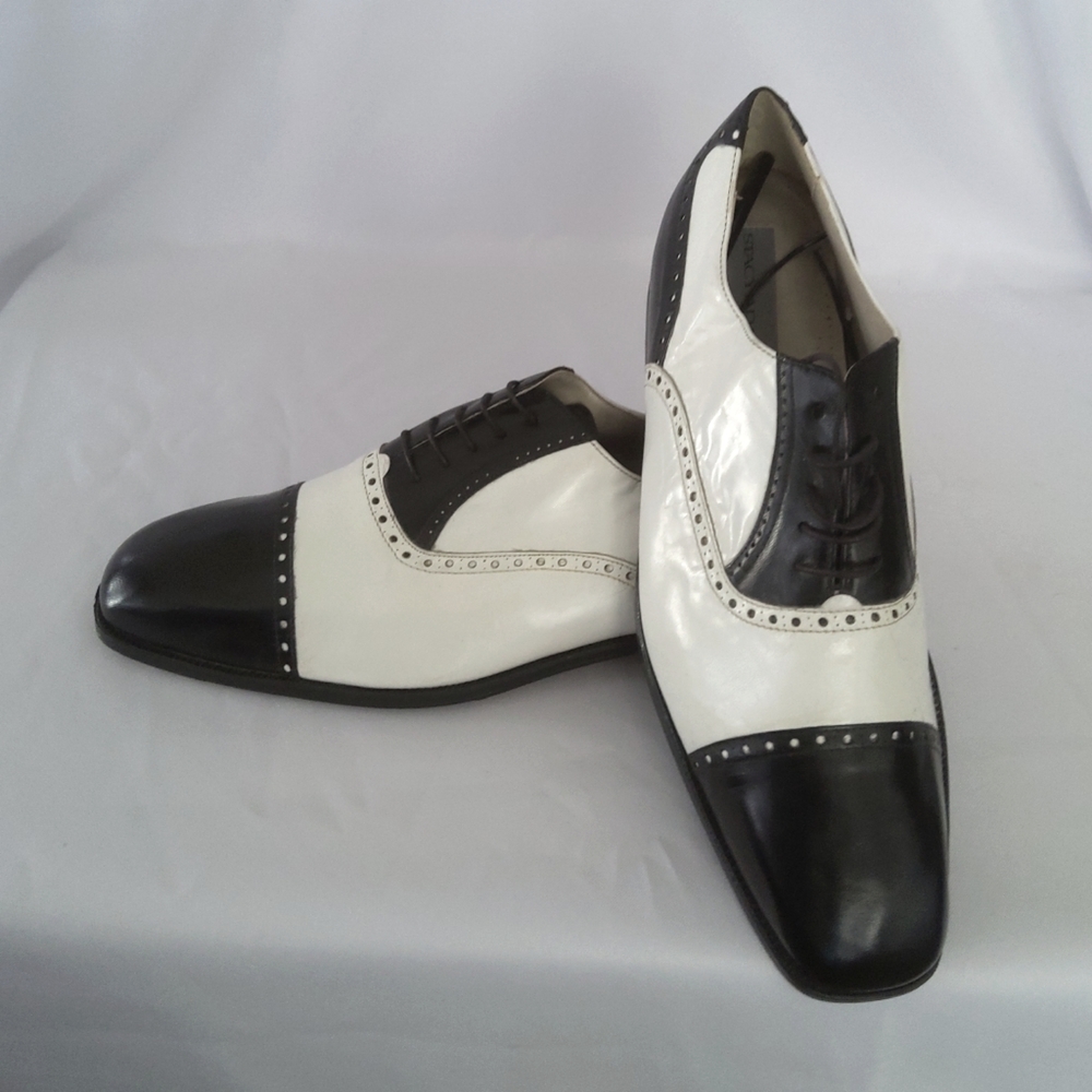 Man's dress shoe